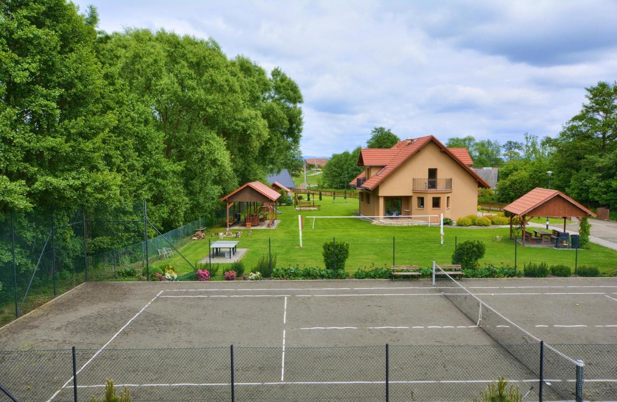 Dworek Polanica Polanica-Zdrój Exterior foto