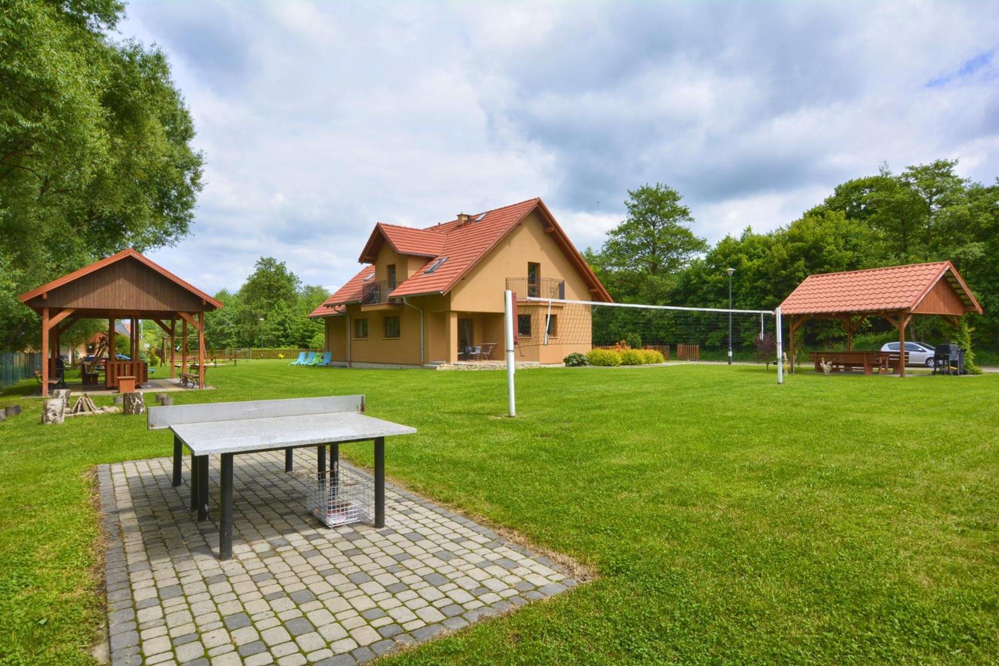 Dworek Polanica Polanica-Zdrój Exterior foto